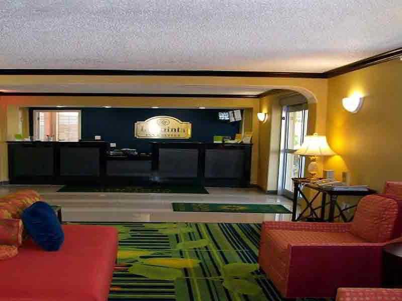 La Quinta Inn & Suites Tulsa Intérieur photo