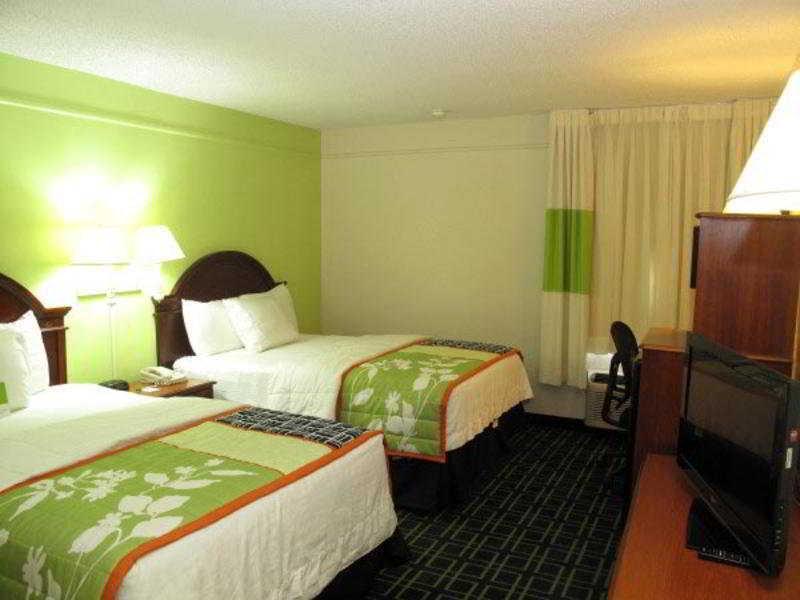 La Quinta Inn & Suites Tulsa Chambre photo